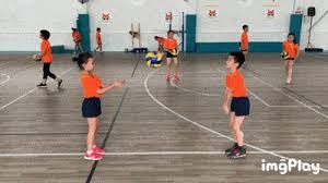 [天下足球]费兰·托雷斯“戴帽” 巴萨收获六连胜